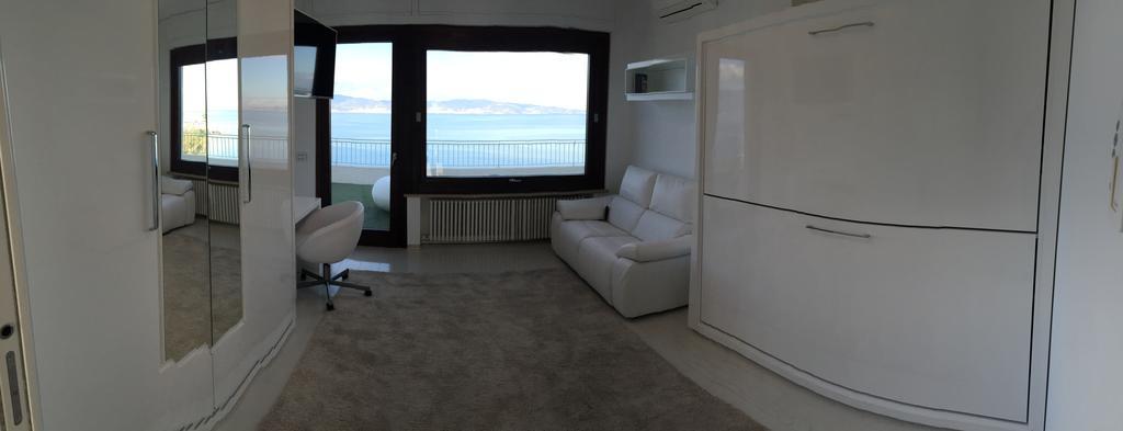 Reggio Suite Reggio Calabria Habitación foto